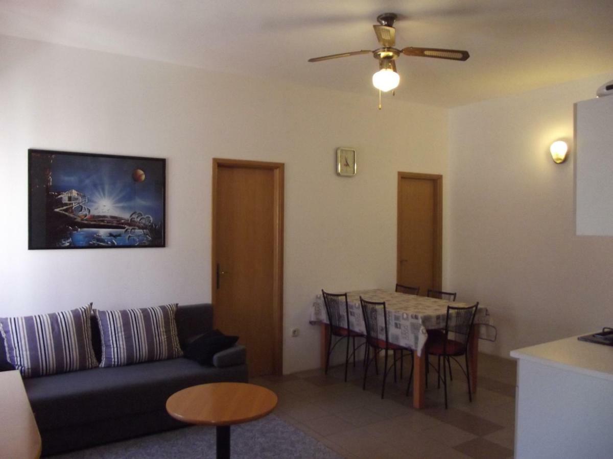 Apartments Goga Mali Losinj Exterior photo